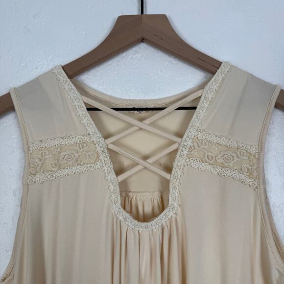 POL Lace Trim Crisscross Neckline Sleeveless Tank Top Flowy Boho Size Large - Picture 2 of 5